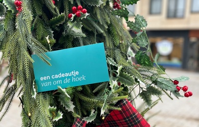 Lokaal cadeau onder de kerstboom: stedelijke geschenkbon